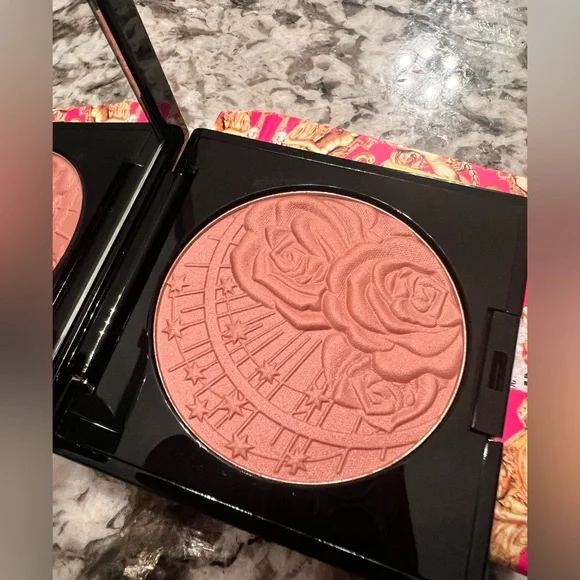 New! Pat McGrath Divine Blush Nude Venus II - Picture 3 of 4